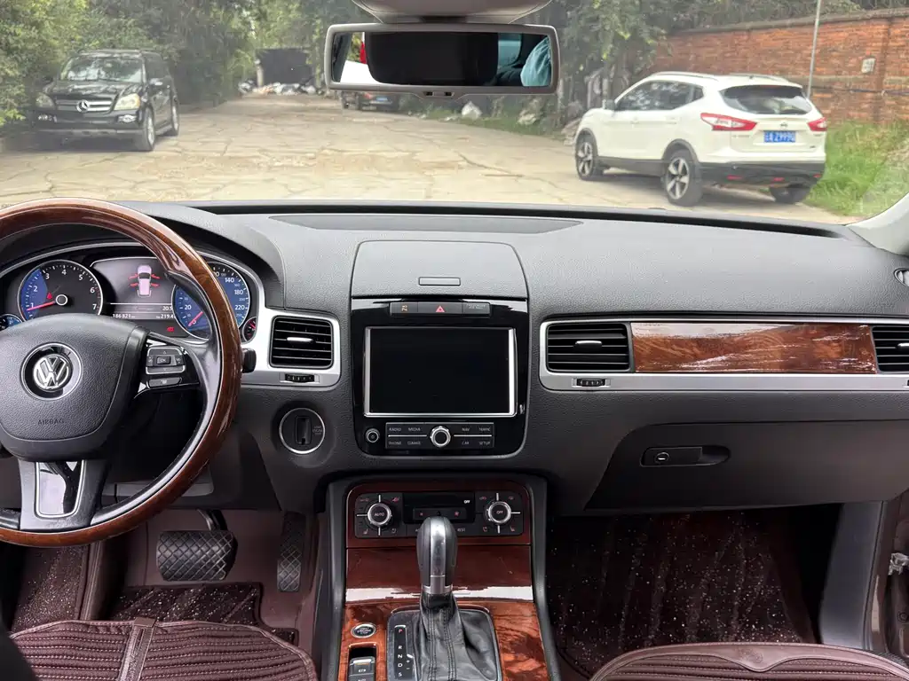 Volkswagen Touareg — миниатюра 8