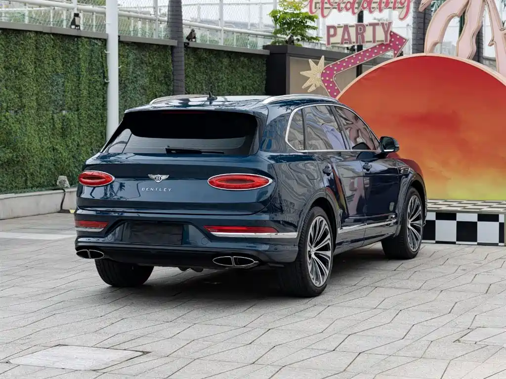 Bentley Bentayga 2022 4.0T V8