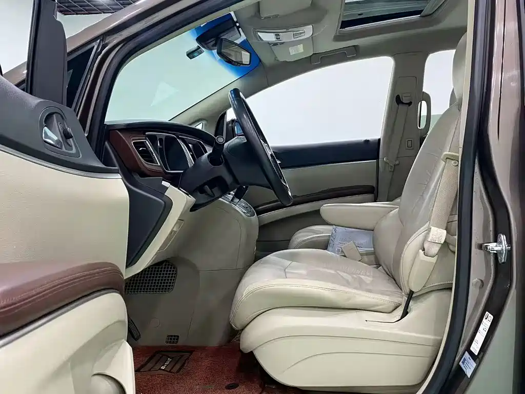 Buick GL8 — миниатюра 4