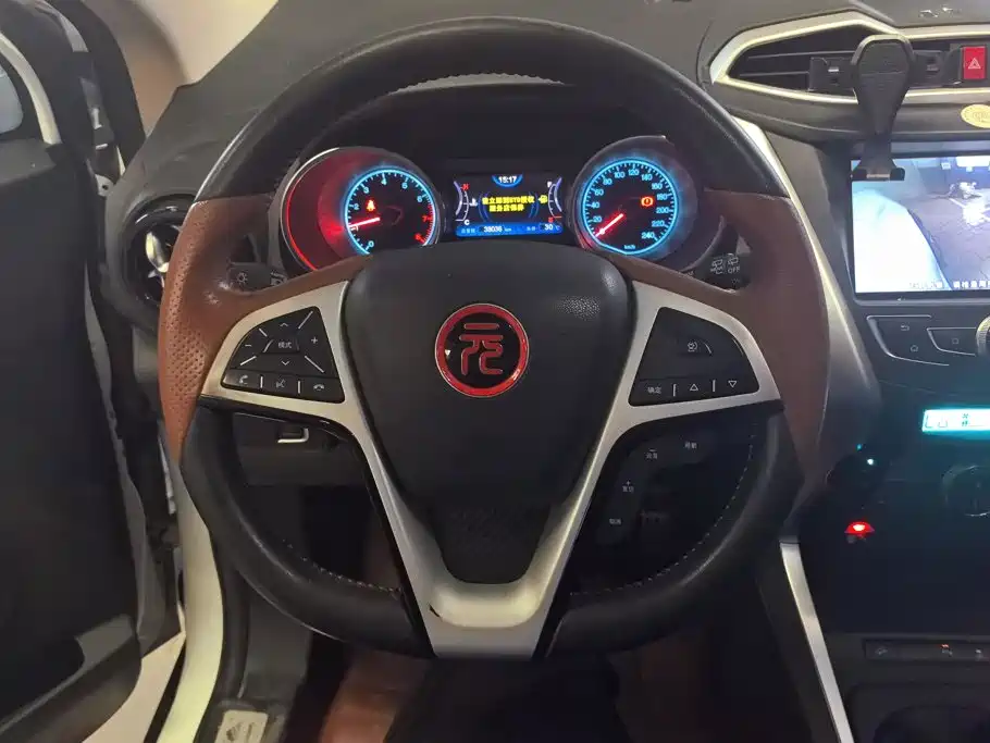 BYD Yuan — миниатюра 15