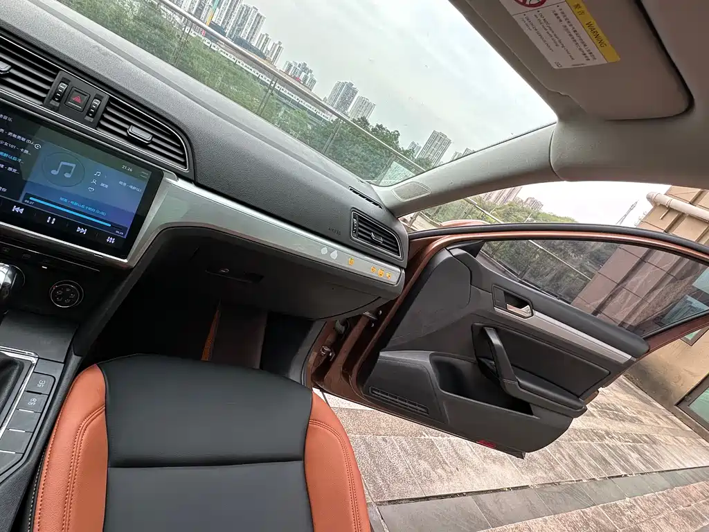 Volkswagen Lamando — миниатюра 16