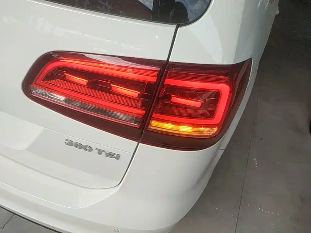 Volkswagen Sharan — миниатюра 8