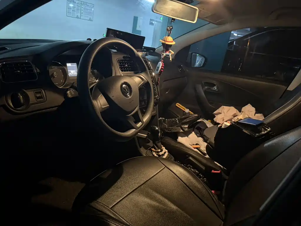 Volkswagen Polo — миниатюра 4