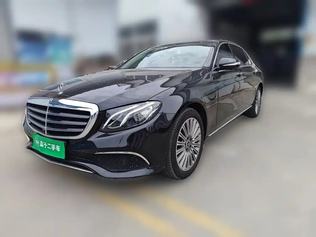 Mercedes-Benz E-Class — миниатюра 2