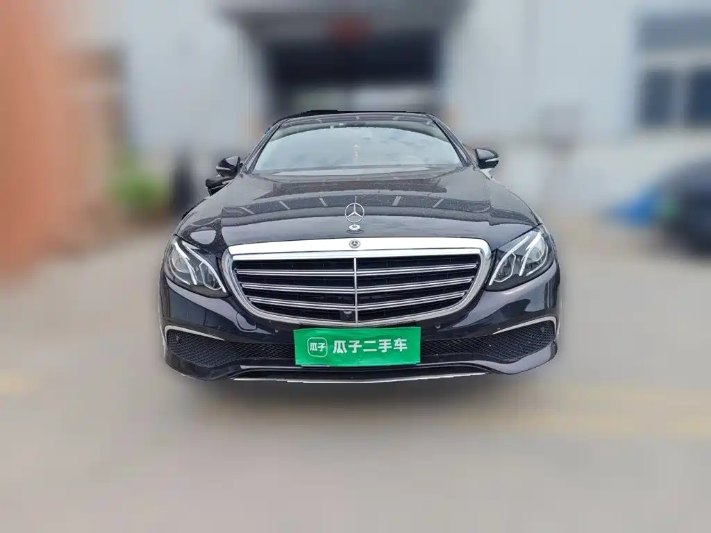 Mercedes-Benz E-Class — миниатюра 24