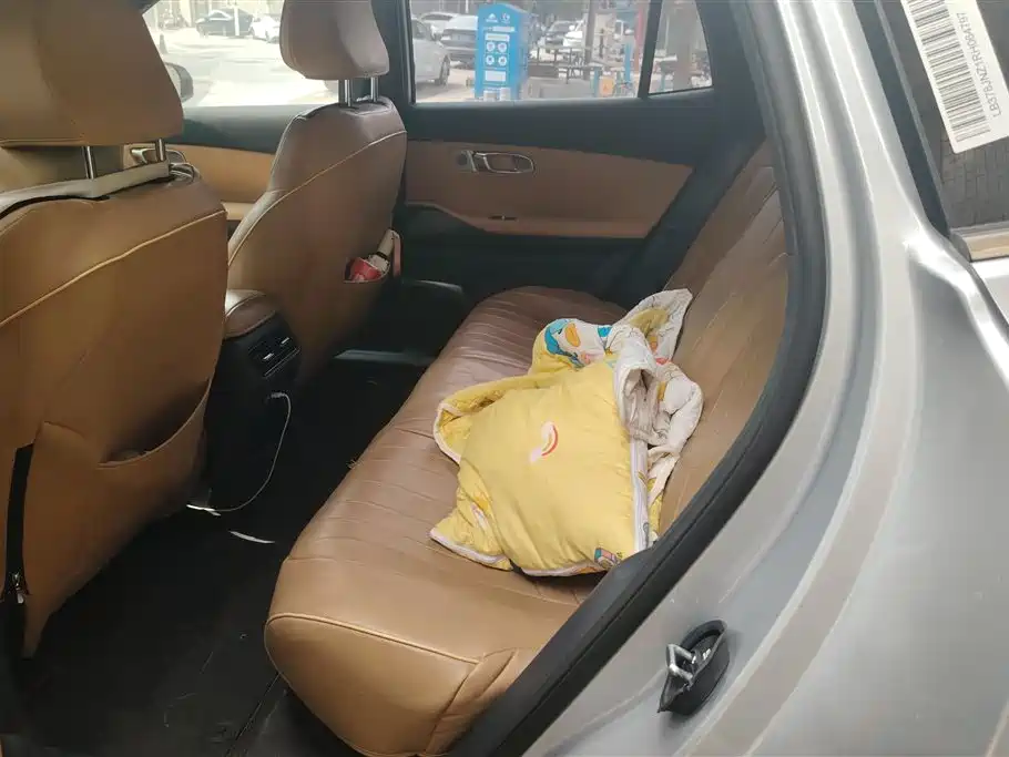 GEELY GALAXY GALAXY STARSHIP 7 EM I