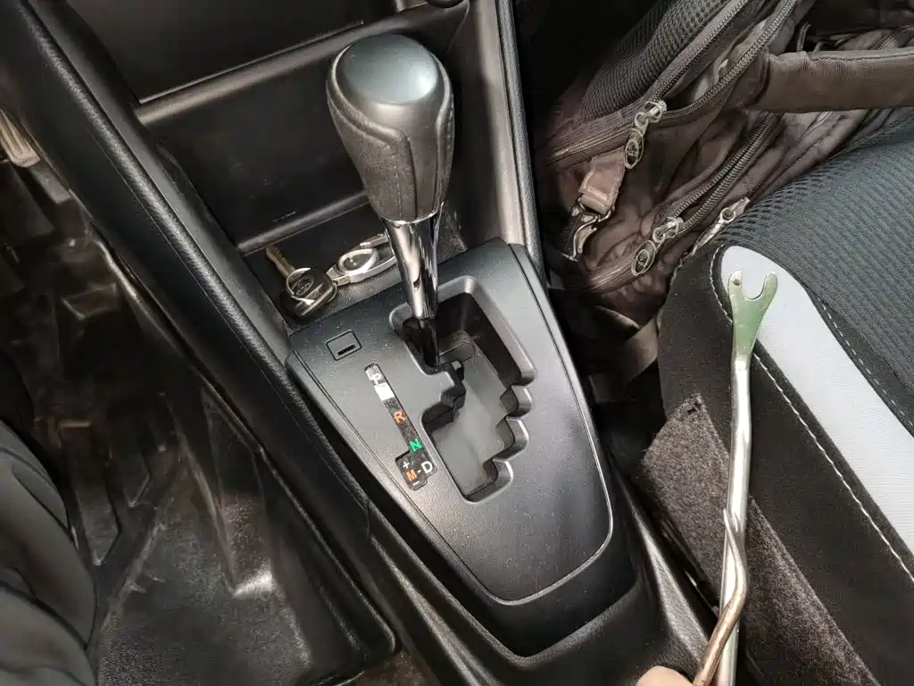 Toyota Yaris L — миниатюра 10