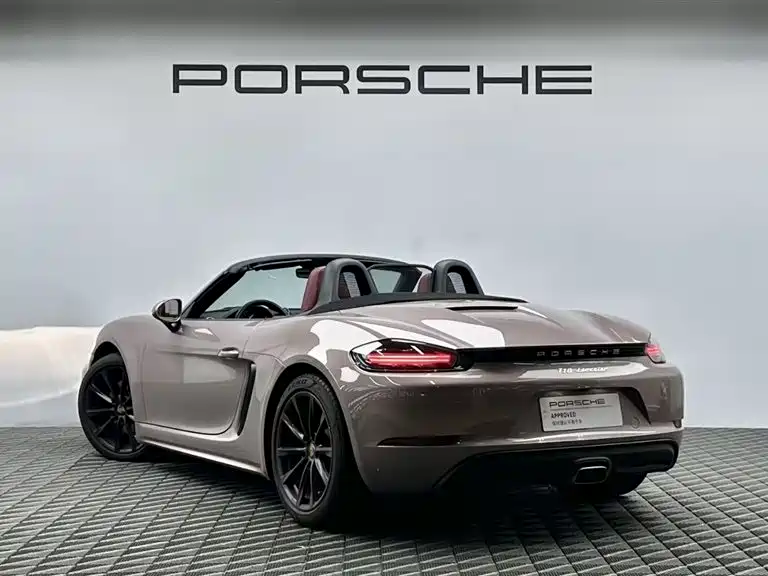 Porsche 718 2022 Boxster 2.0T