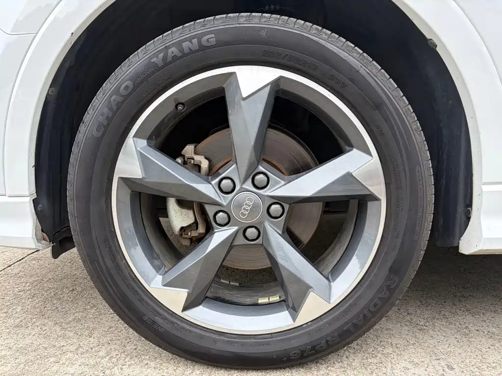 Audi Q3 — миниатюра 22