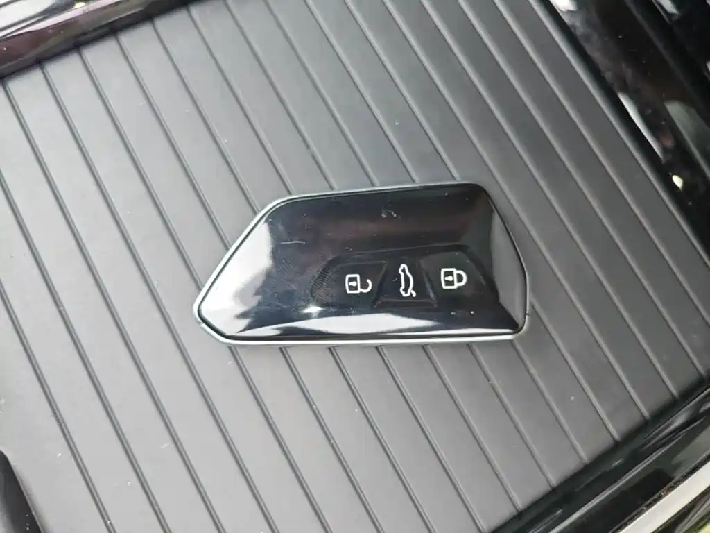 Volkswagen ID.6 Crozz — миниатюра 9