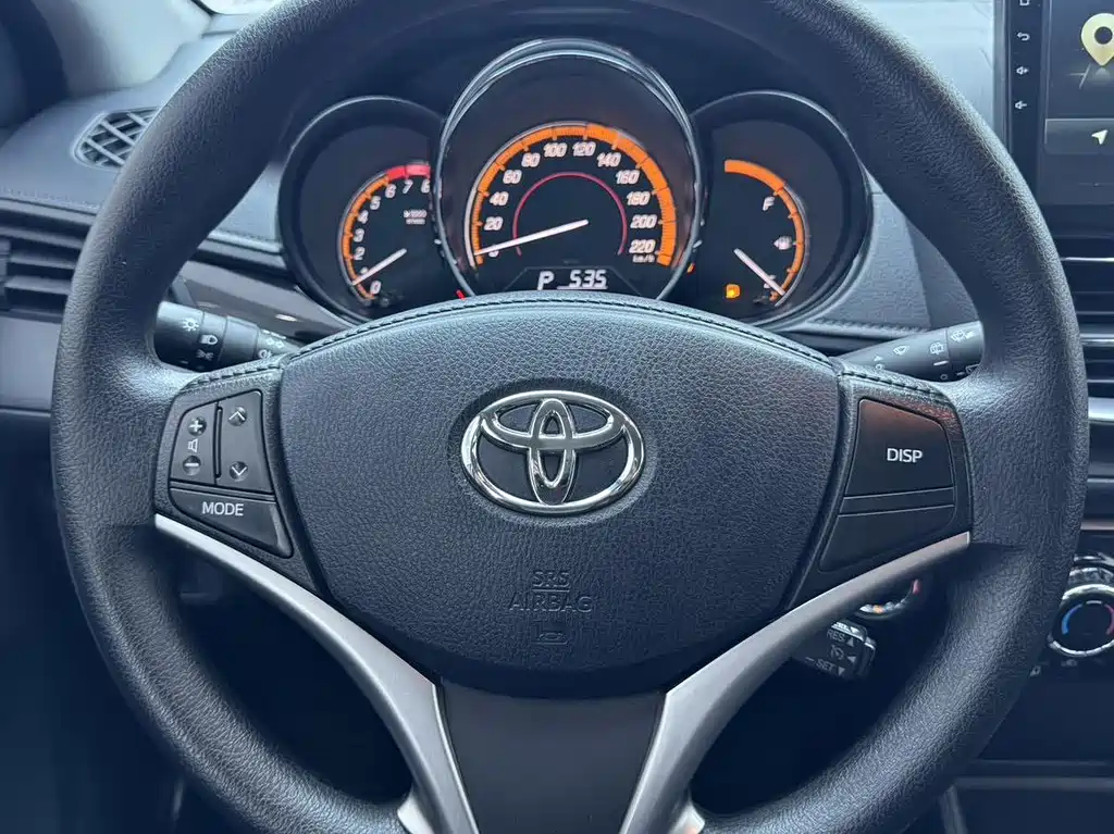 Toyota Yaris L — миниатюра 14