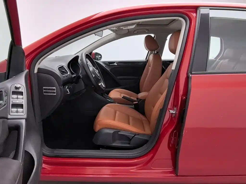 Volkswagen Golf — миниатюра 10