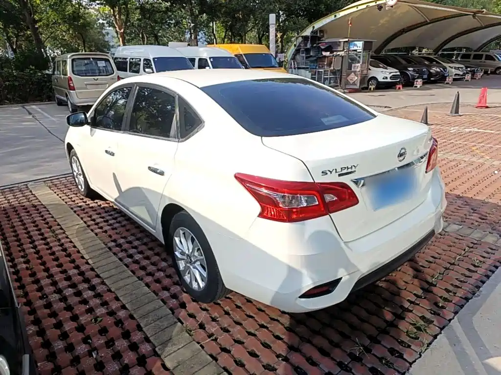 Nissan Sylphy — миниатюра 5
