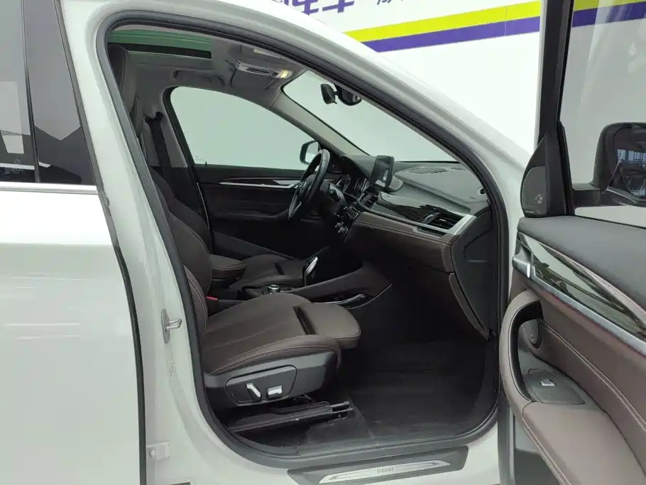 BMW X1 — миниатюра 8
