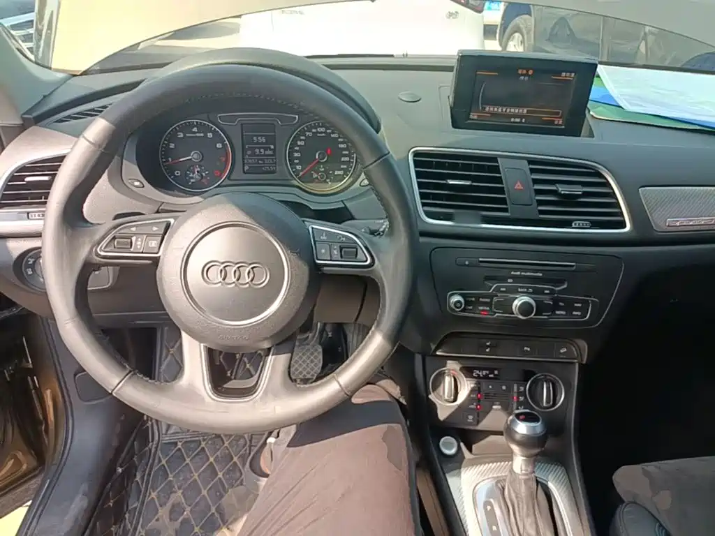 Audi Q3 — миниатюра 10