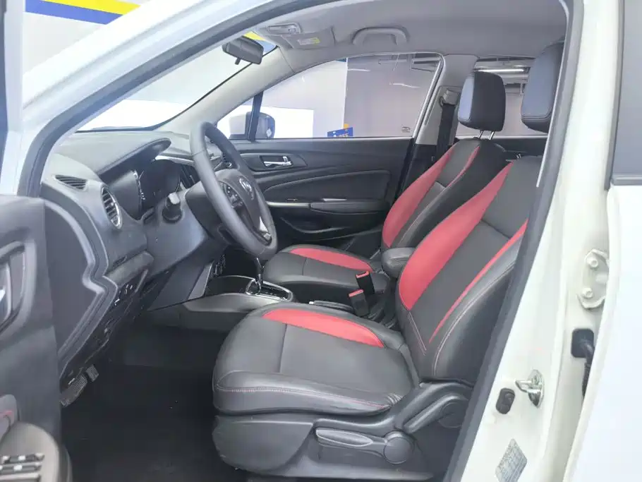 Changan CS15 — миниатюра 9
