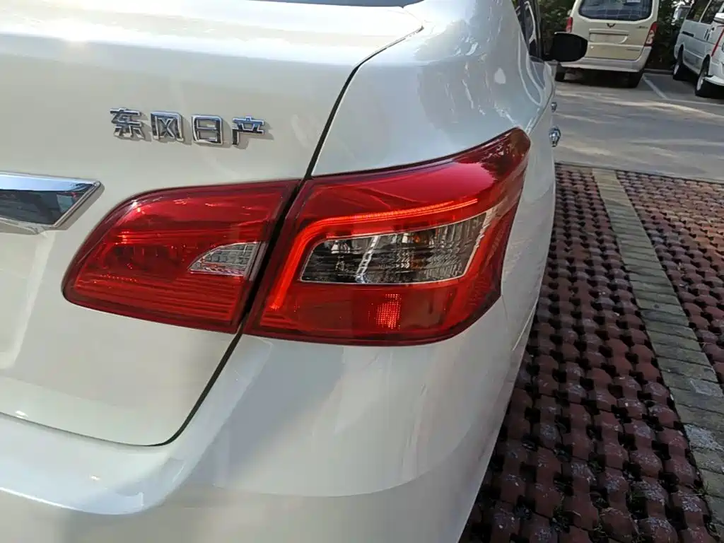 Nissan Sylphy — миниатюра 8