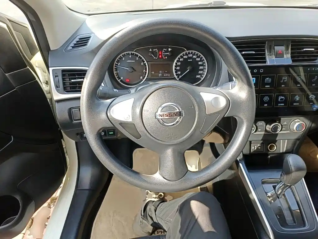 Nissan Sylphy — миниатюра 11