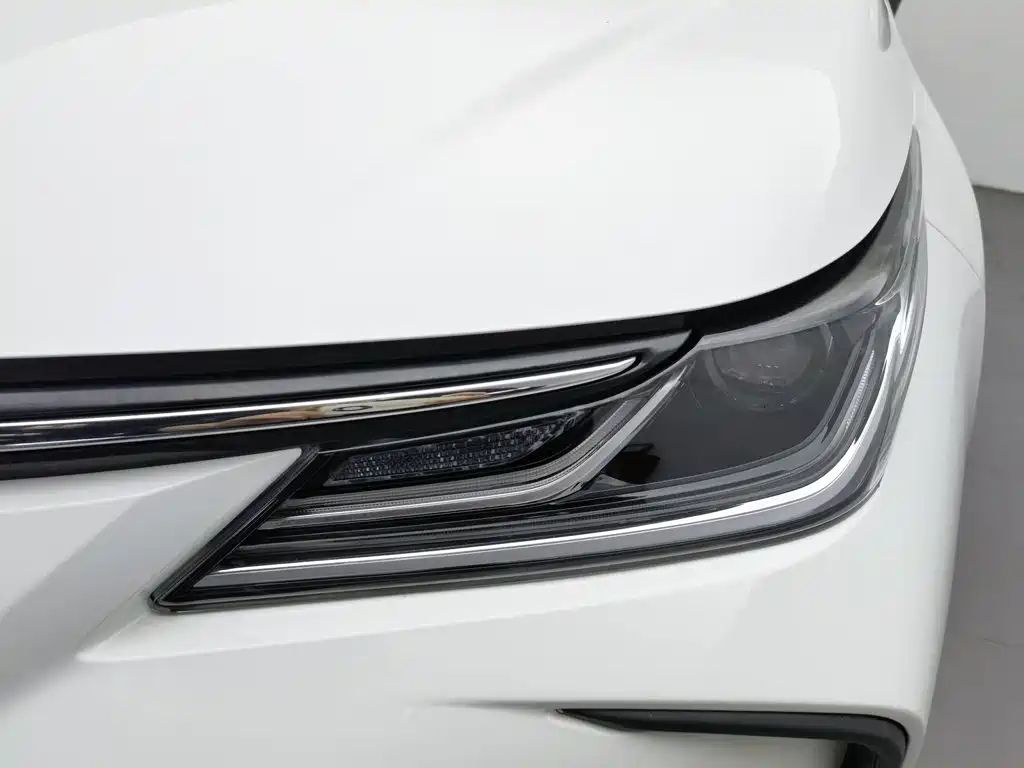 Toyota Corolla — миниатюра 7