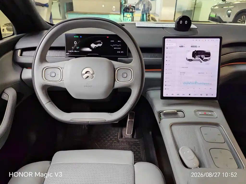 NIO ES8 — миниатюра 10