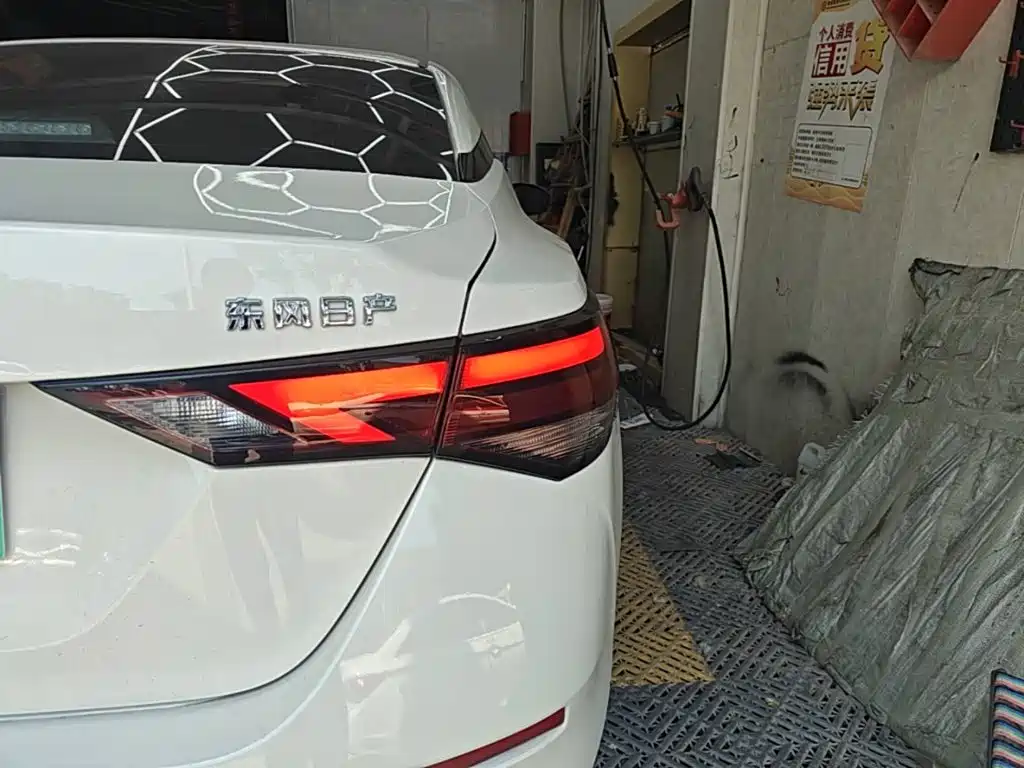 Nissan Sylphy — миниатюра 8