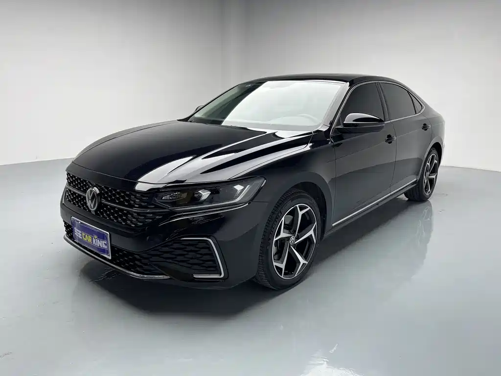 Volkswagen Passat 2024