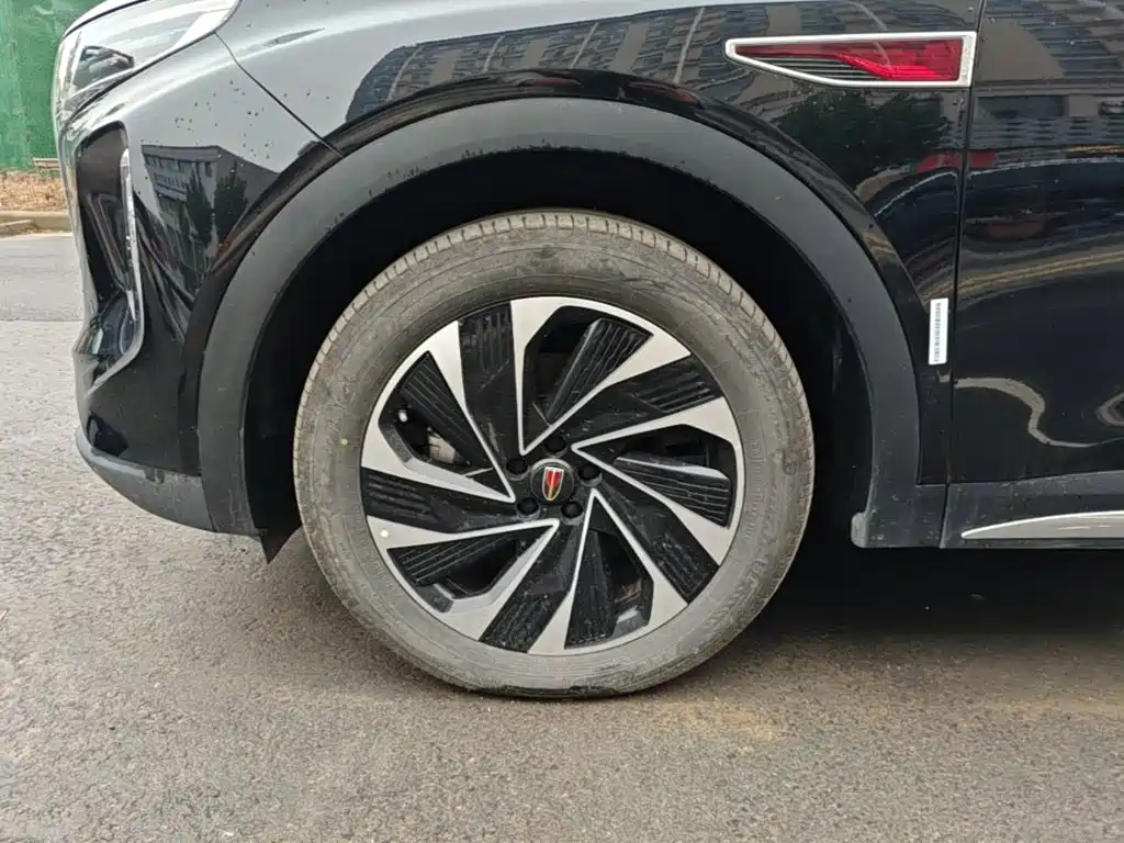Hongqi Hongqi HS7 PHEV — миниатюра 23