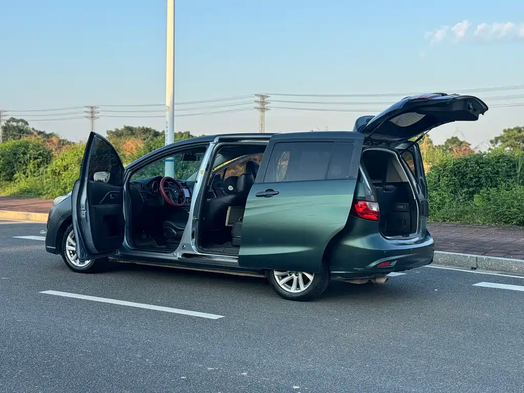 Mazda 5 — миниатюра 25