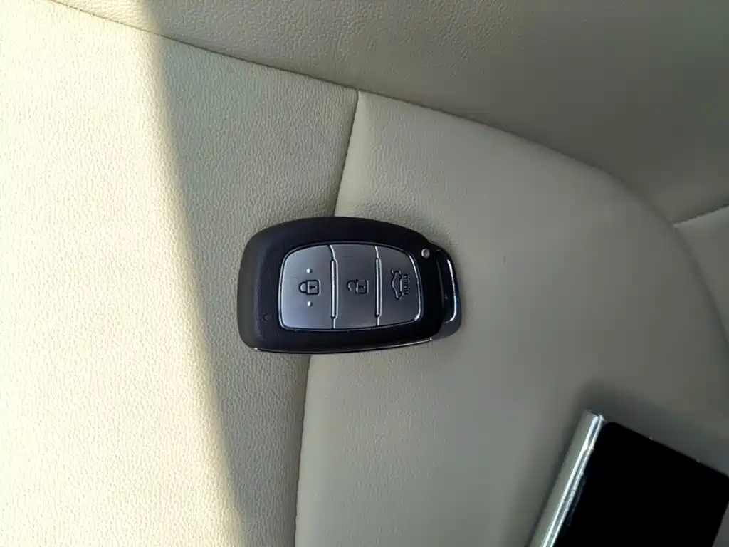 Hyundai Verna — миниатюра 9
