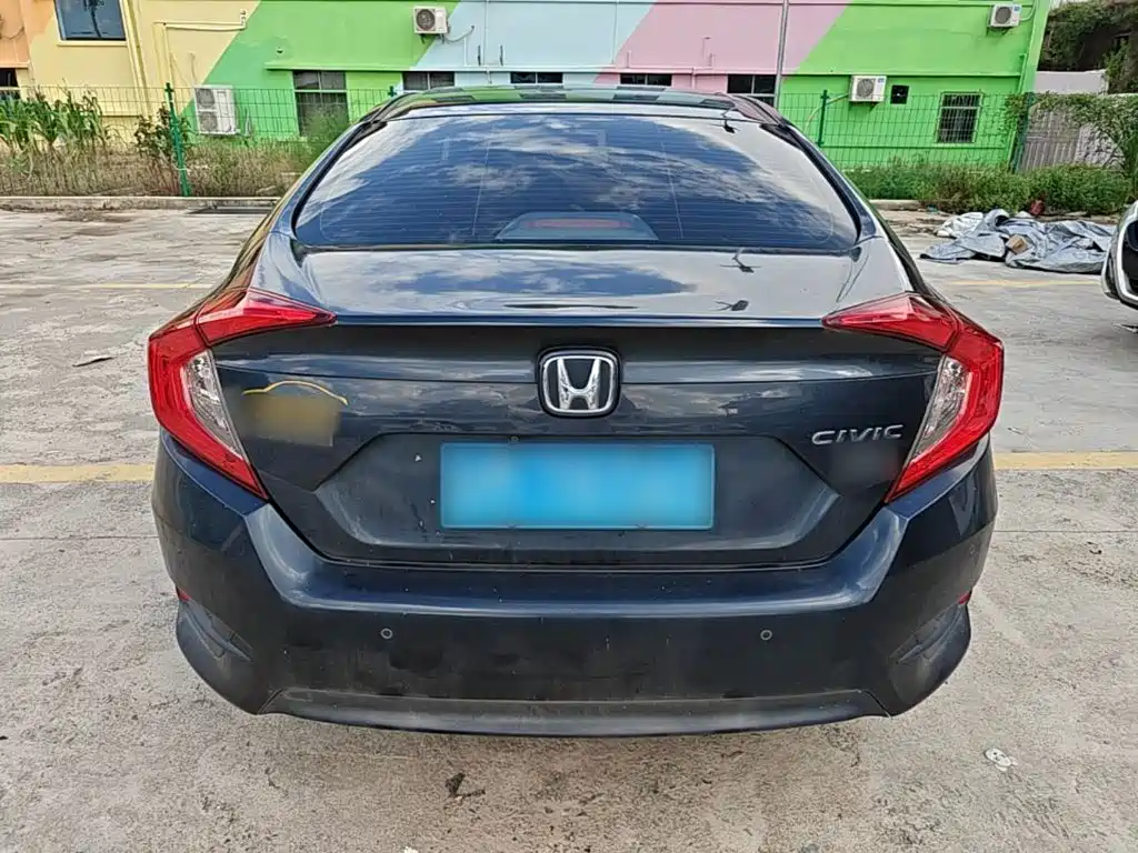 Honda Civic — миниатюра 6