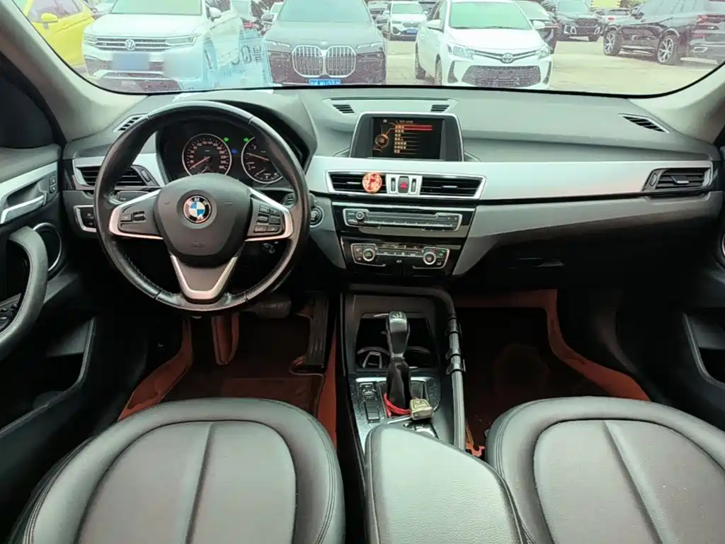 BMW X1 — миниатюра 10
