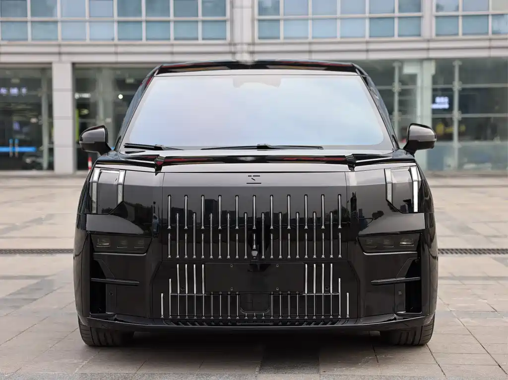 ZEEKR EXTREME KRYPTON 009