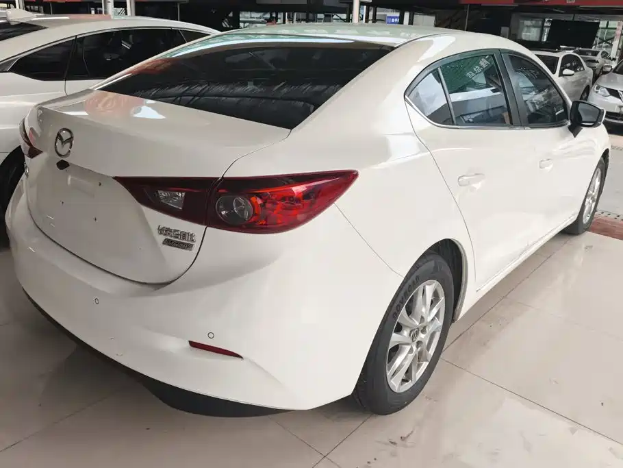 Mazda 3 Axela — миниатюра 3