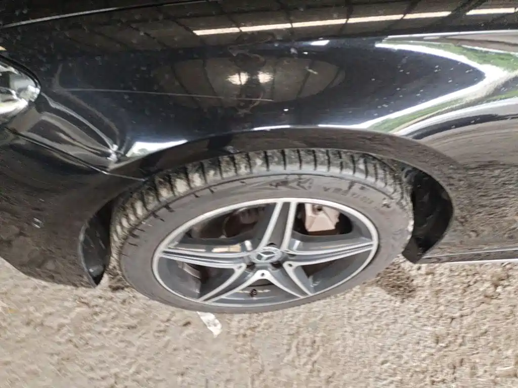 Mercedes-Benz E-Class — миниатюра 23