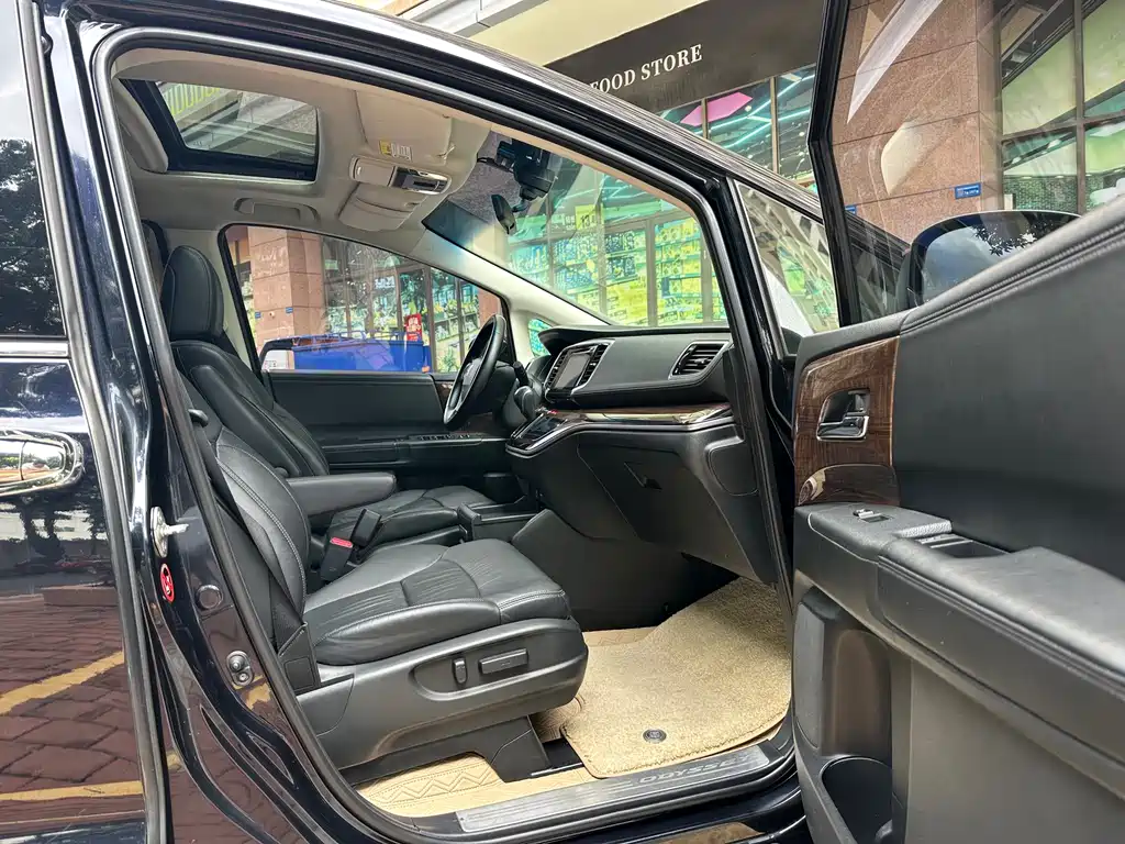 Honda Odyssey — миниатюра 10