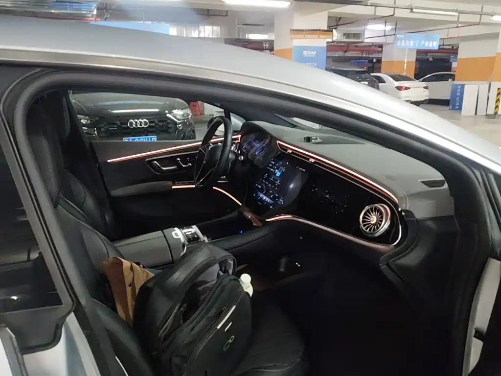 Mercedes-Benz EQS — миниатюра 9