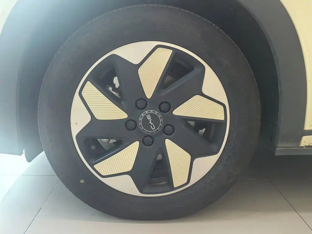 BYD Dolphin — миниатюра 5