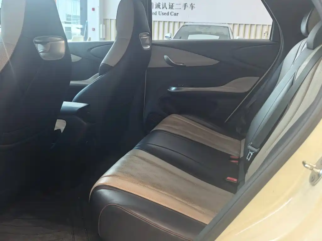 BYD Dolphin — миниатюра 9