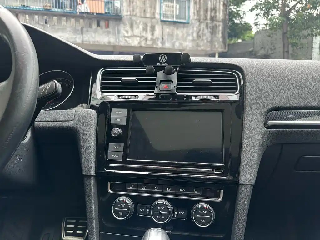 Volkswagen Golf — миниатюра 17