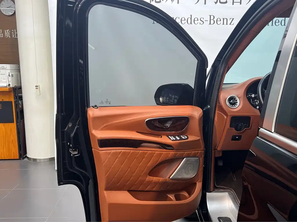 Mercedes-Benz Vito — миниатюра 12
