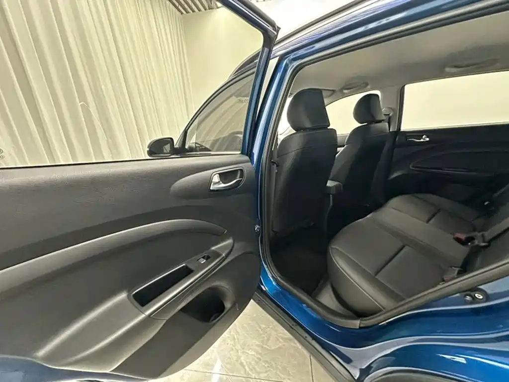 Kia KX1 — миниатюра 7