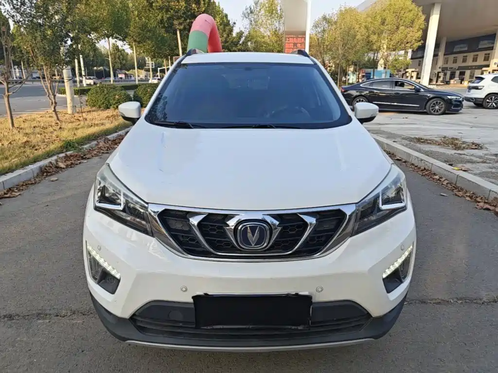Changan CS15 — миниатюра 3