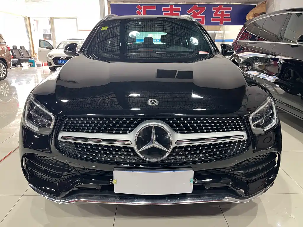 MERCEDES-BENZ GLC