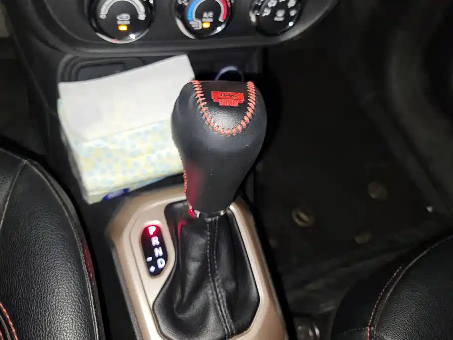 Jeep Renegade — миниатюра 16
