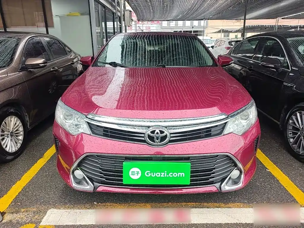 Toyota Camry — миниатюра 3