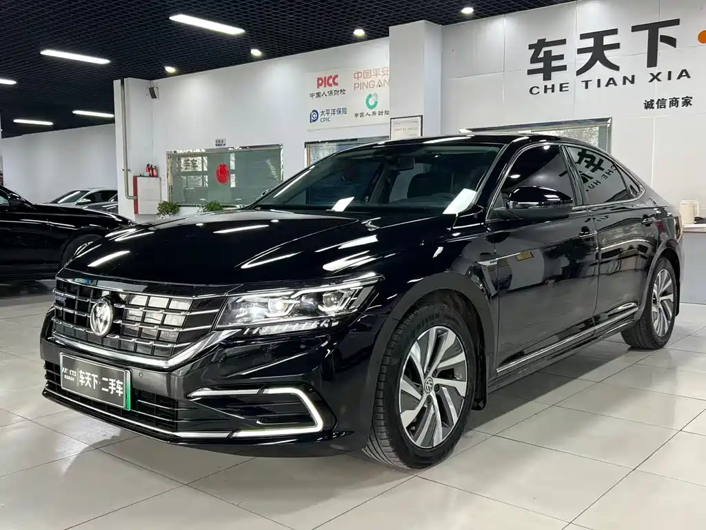 VOLKSWAGEN PASSAT NEW ENERGY