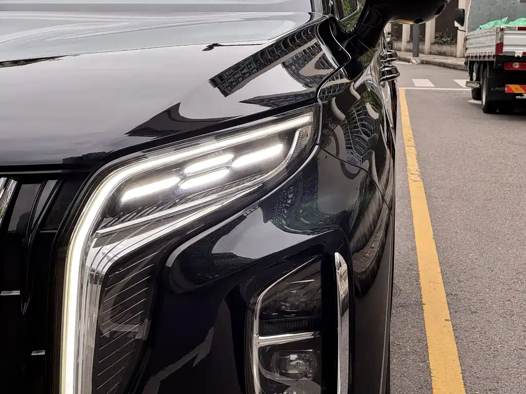 Hongqi Hongqi HS7 PHEV — миниатюра 4