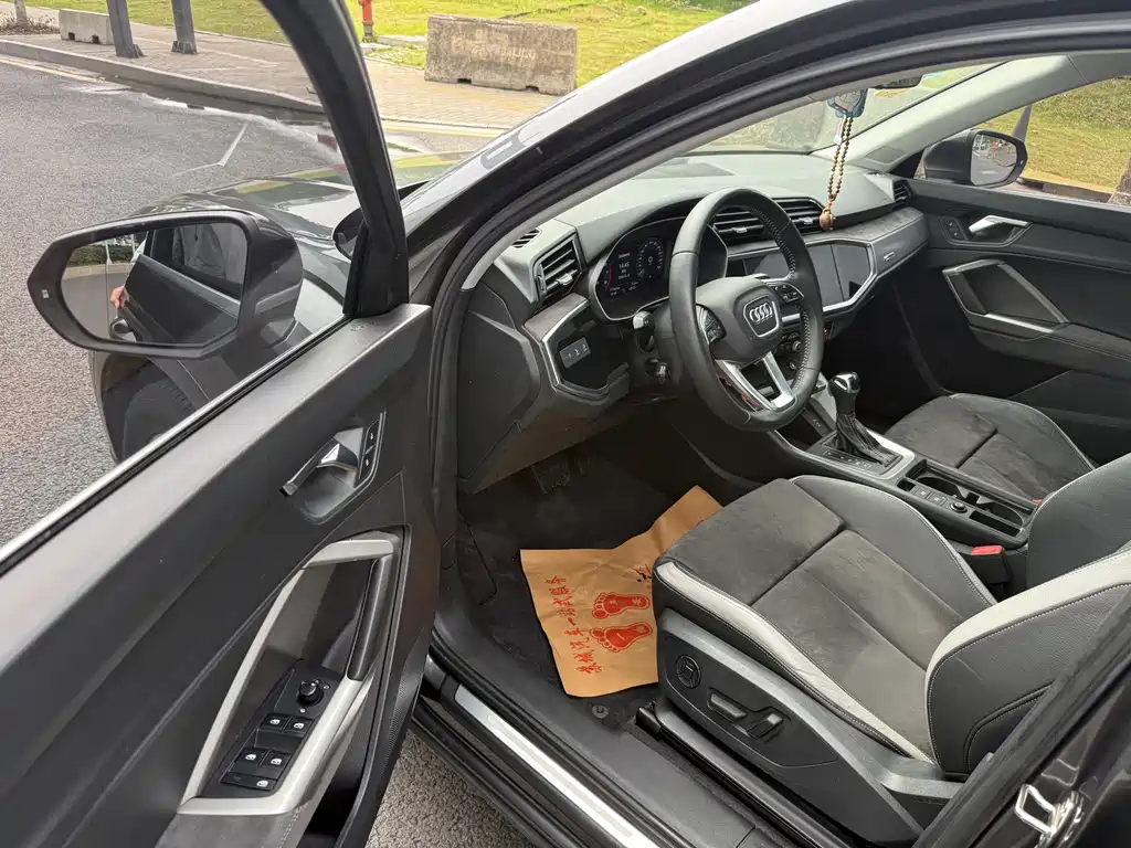 Audi Q3 2019 35 TFSI