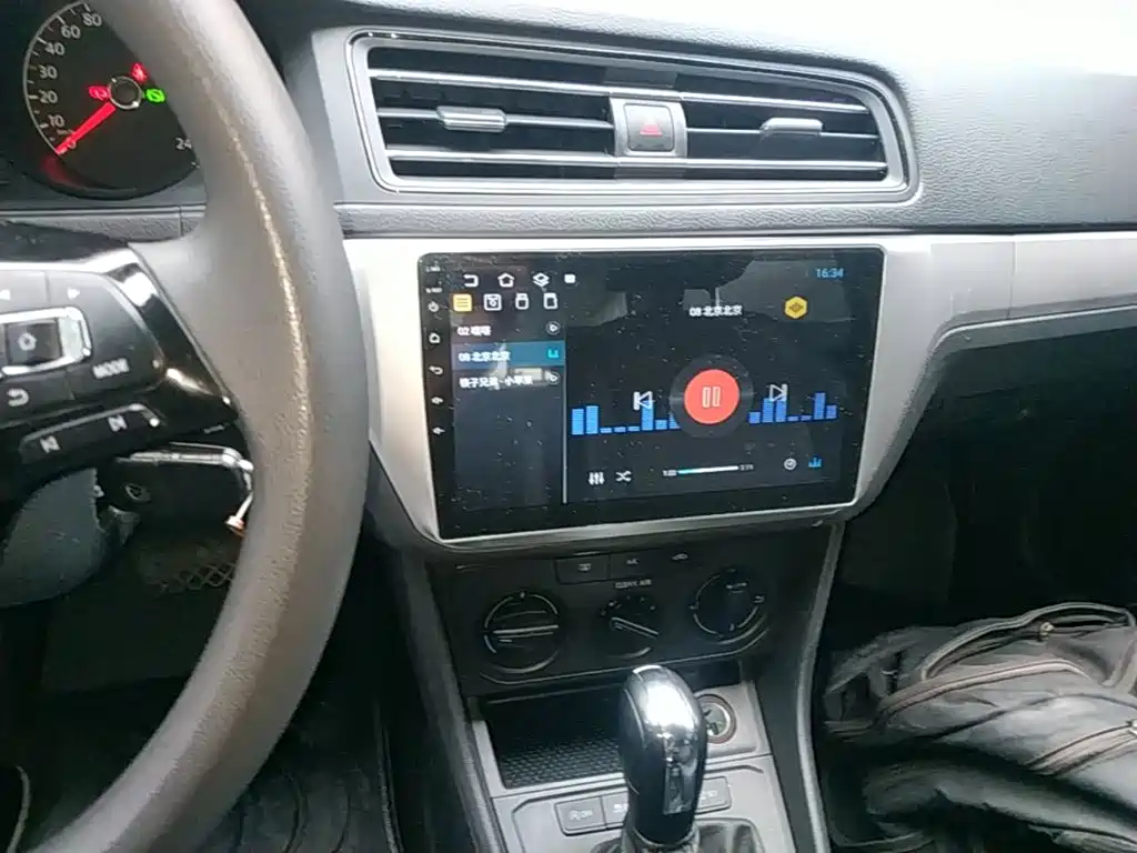 Volkswagen Lavida — миниатюра 13