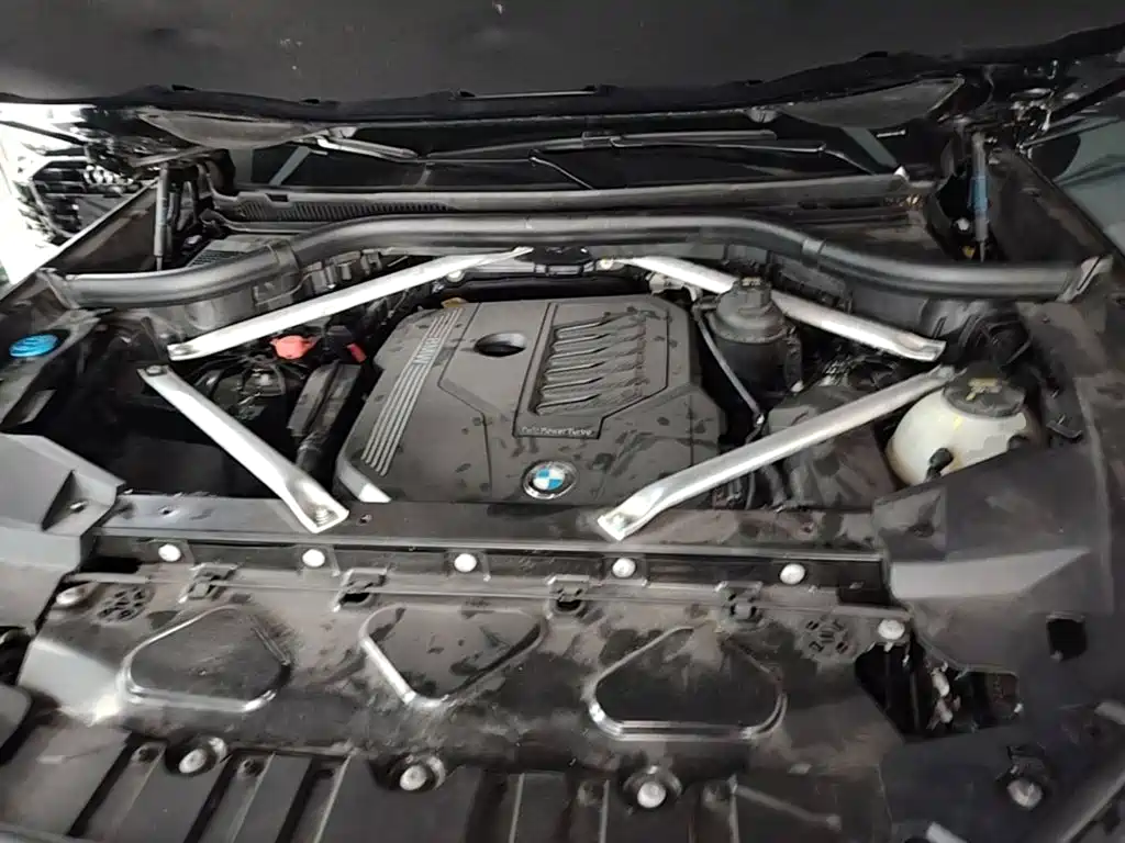BMW X5 (Import) — миниатюра 20